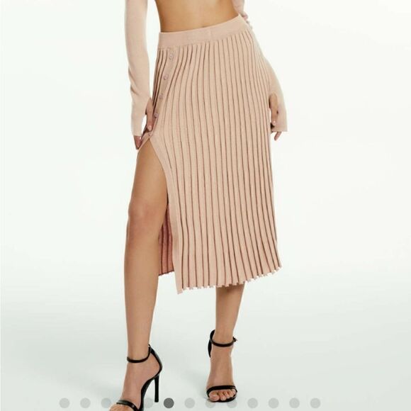 Cider Tan Pleated Split Knitted Midi Skirt Size XS, Knit, Stretchy - Picture 5 of 10